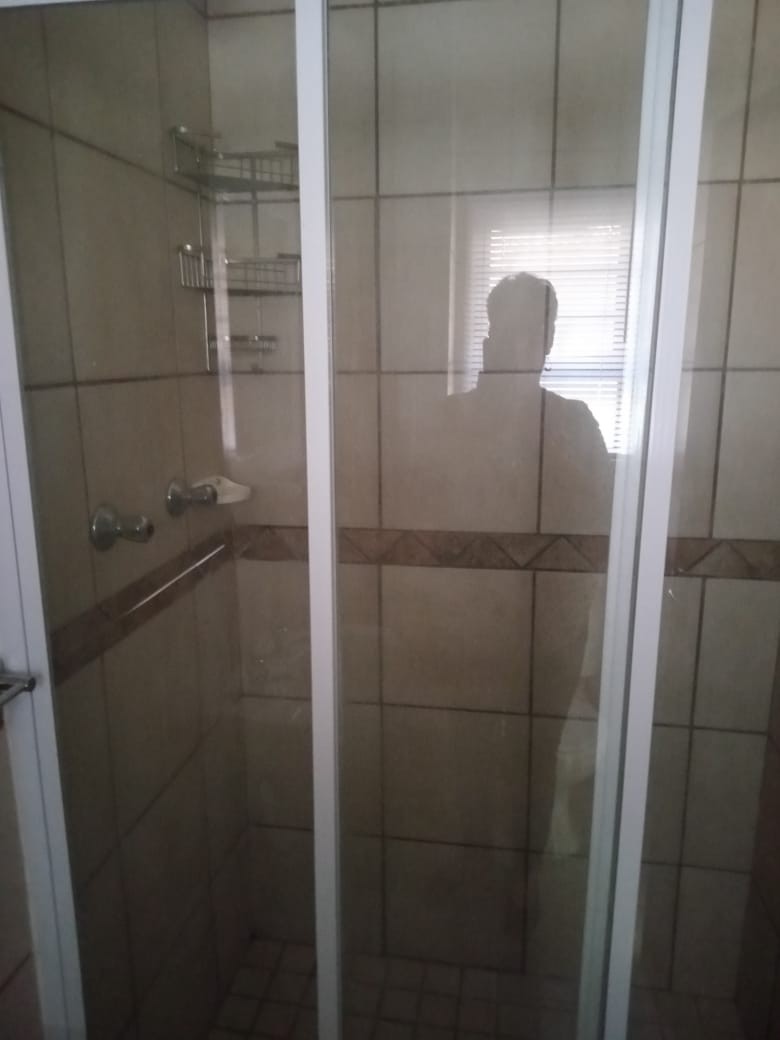 1 Bedroom Property for Sale in Vredenhof Sh Free State